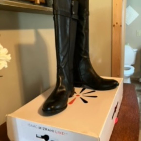 Isaac Mizrahl Live Abby Leather Boots 8.5 - Picture 2 of 4